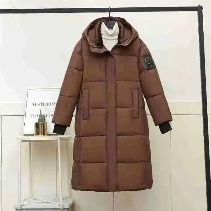 2024 neue Verdicken Schnee Parkas Mode Winddicht Glänzend Unten Baumwolle Mit Kapuze Frauen Jacke Winter Lose Lange Mantel Kleidung Damen