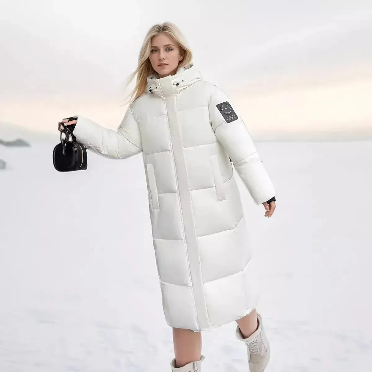 2024 neue Verdicken Schnee Parkas Mode Winddicht Glänzend Unten Baumwolle Mit Kapuze Frauen Jacke Winter Lose Lange Mantel Kleidung Damen