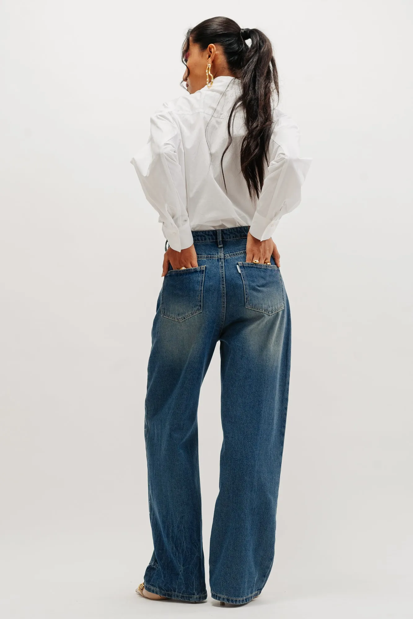 Embellished Front Tucked Straight Jeans