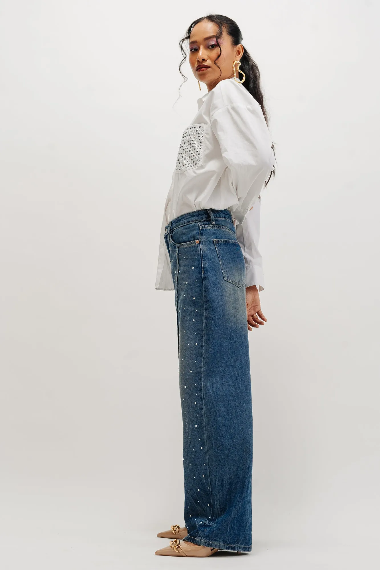 Embellished Front Tucked Straight Jeans