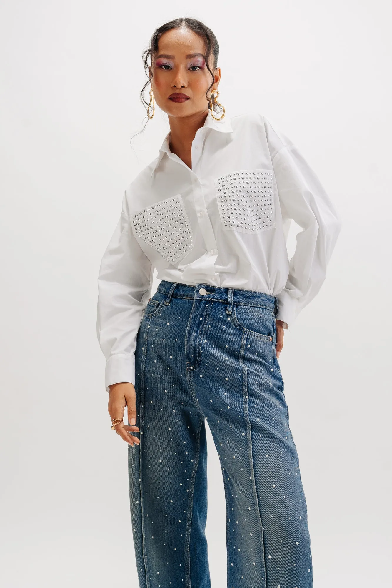 Embellished Front Tucked Straight Jeans