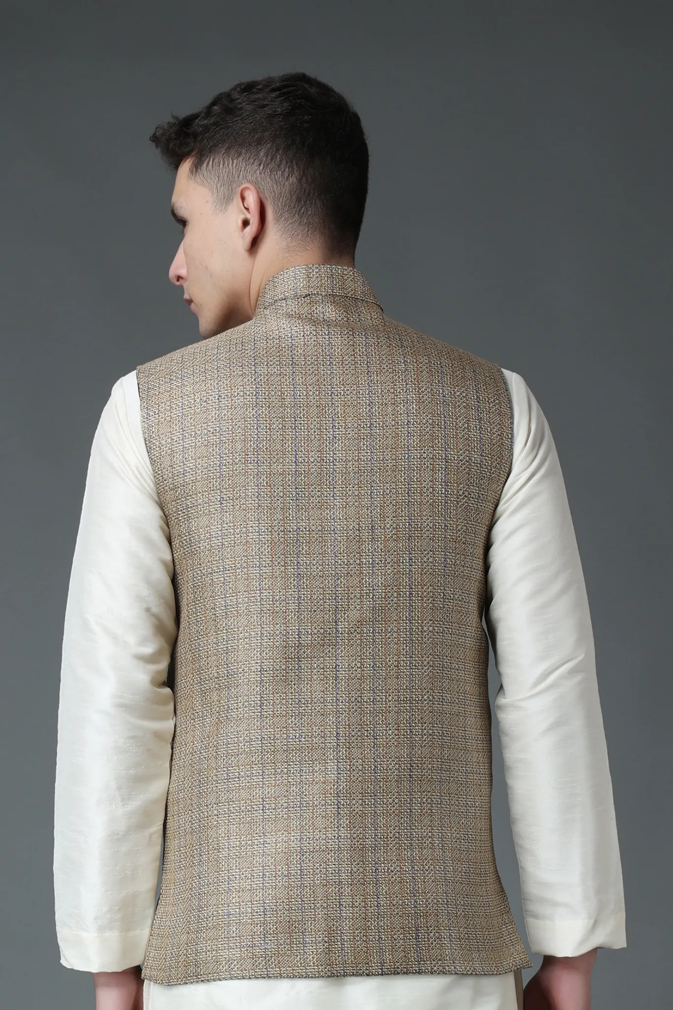Ivory Festive Silk Vasket