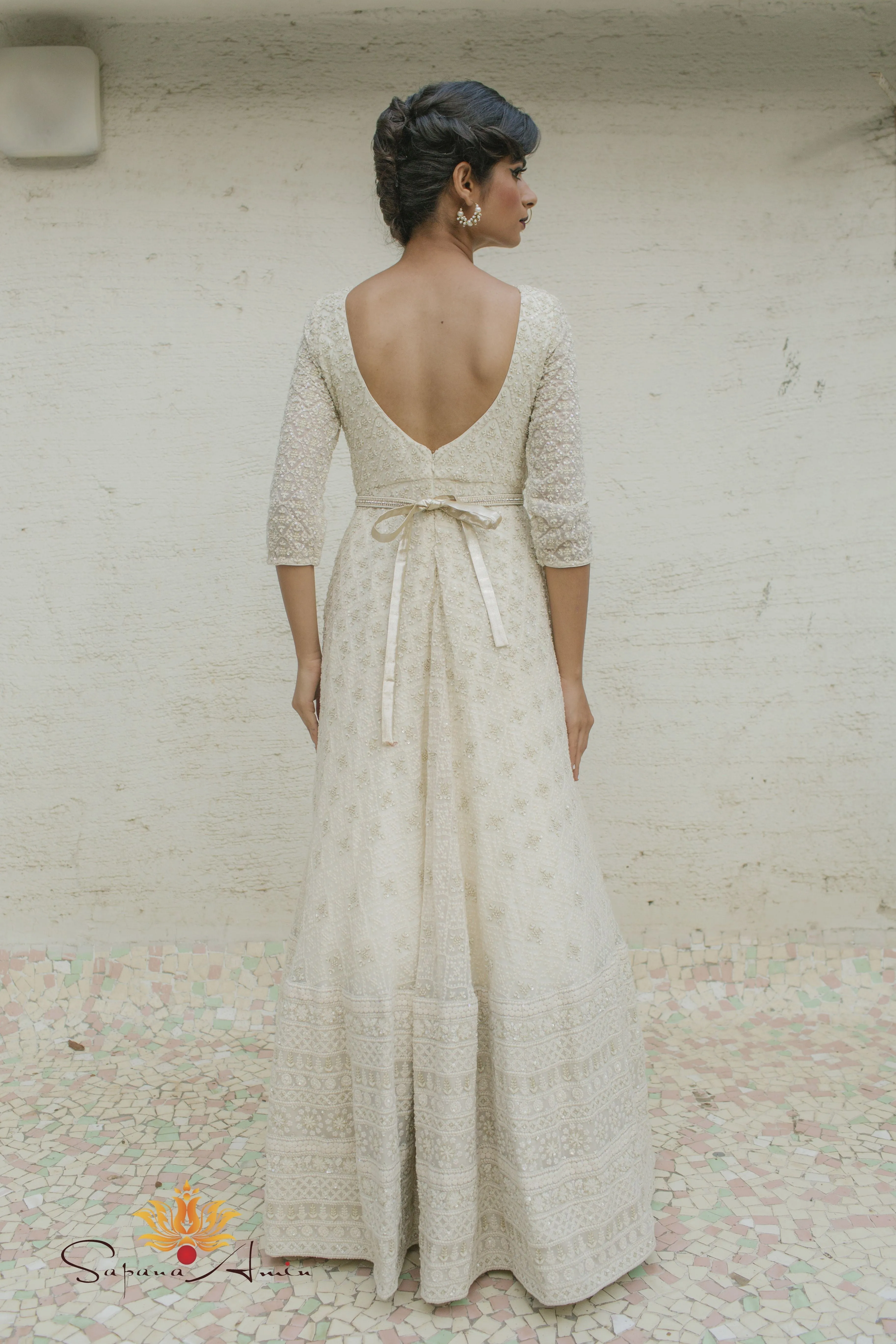 Ivory Textured Gown  Elegant Evening Wear for Special Occasions