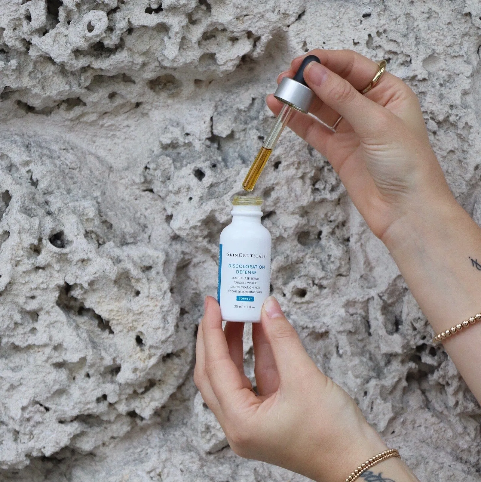 SkinCeuticals Discoloration Defense