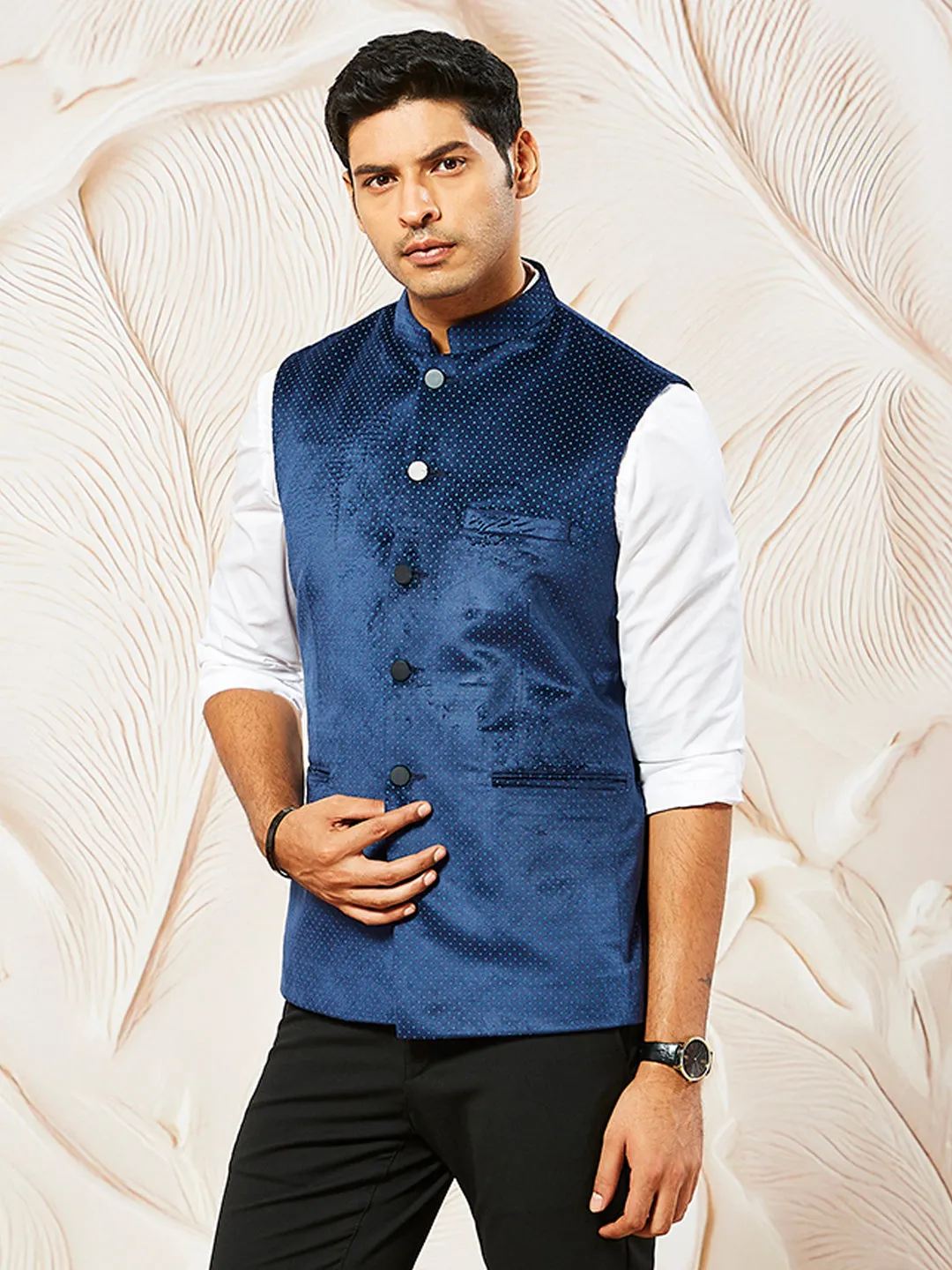 VASTRAMAY Men's Navy Blue - Nehru Jacket