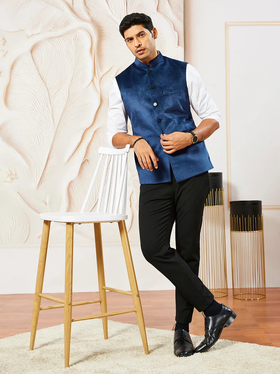 VASTRAMAY Men's Navy Blue - Nehru Jacket